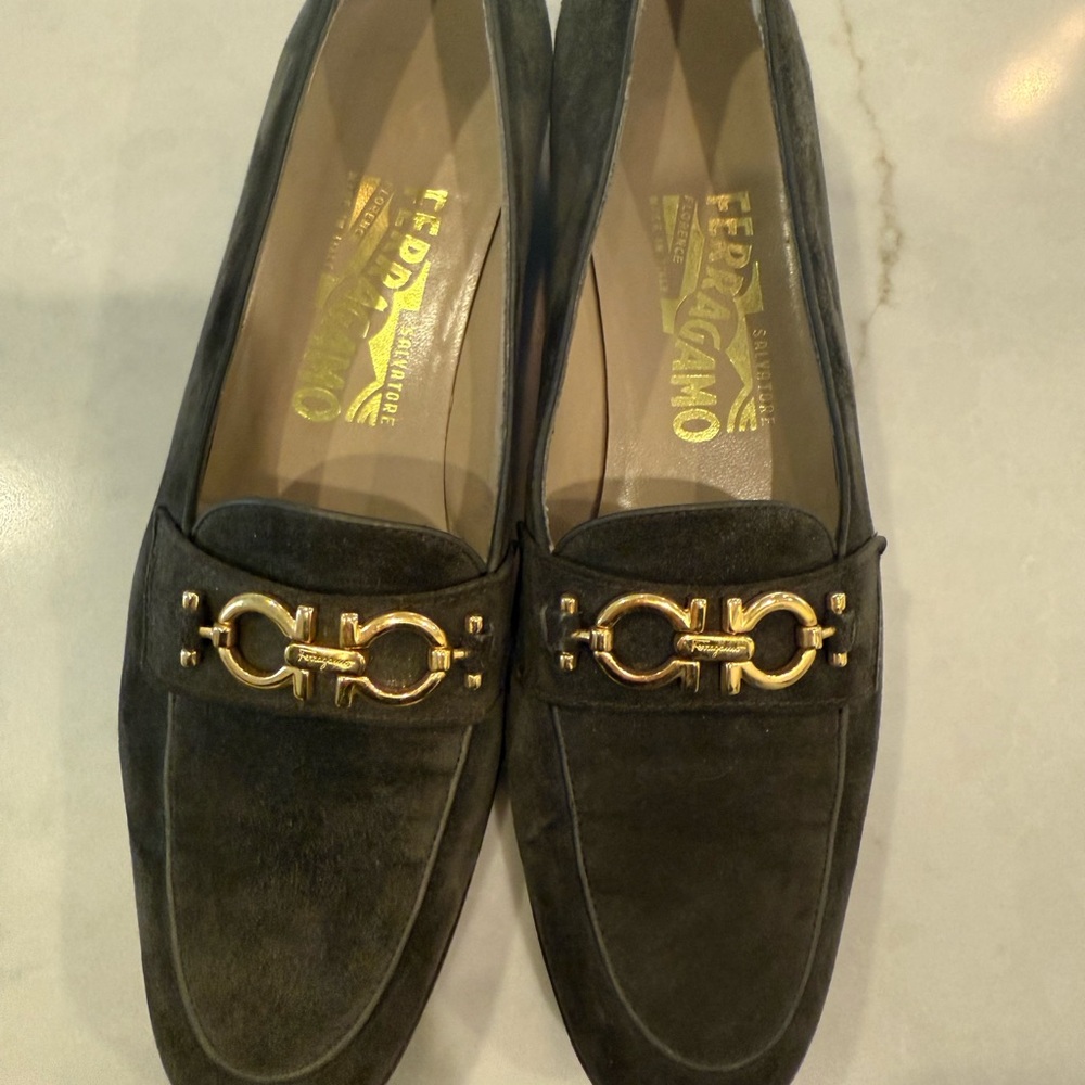 Salvatore Ferragamo Vintage Dark Green Suede Loafers with Gold Buckle - Picture 8 of 8